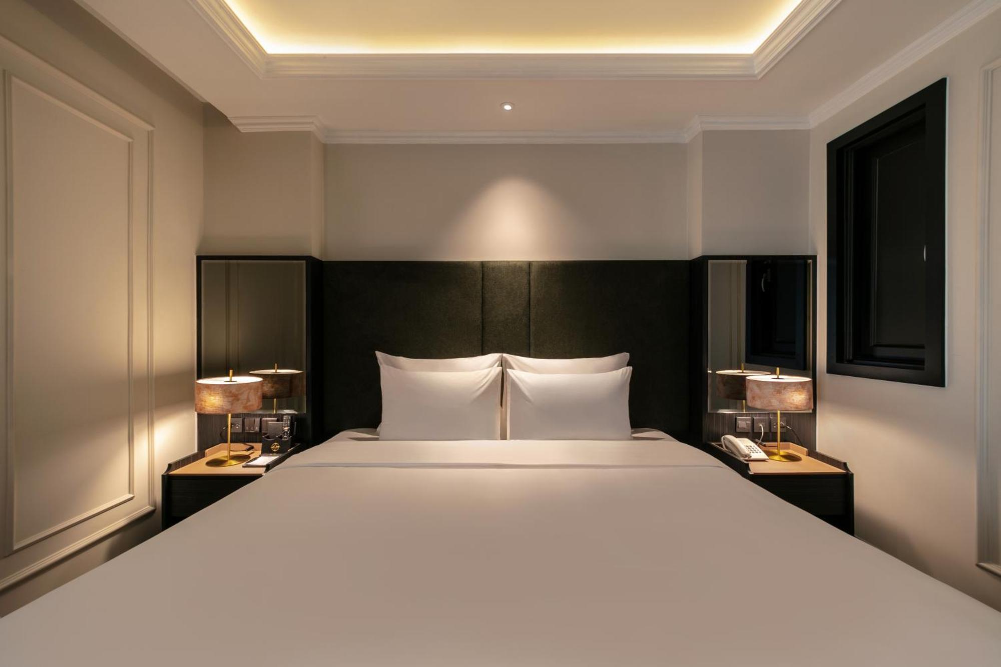 The Light 4* Hà Nội